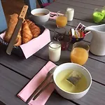 לינה וארוחת בוקר Le Patio De L'oustal Gimont