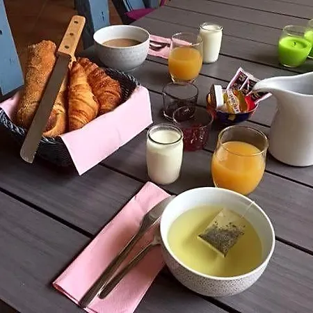 Le Patio De L'oustal Bed & Breakfast Gimont