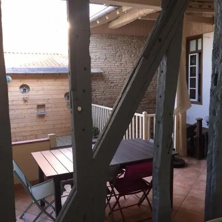 Oda ve Kahvaltı Le Patio De L'oustal